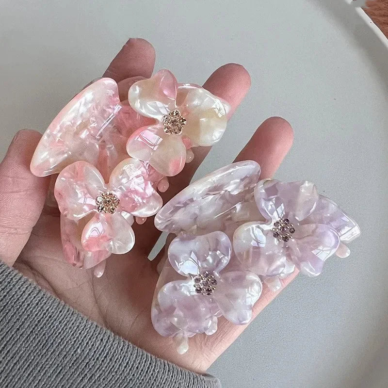 Fleur Hair Claw Clip