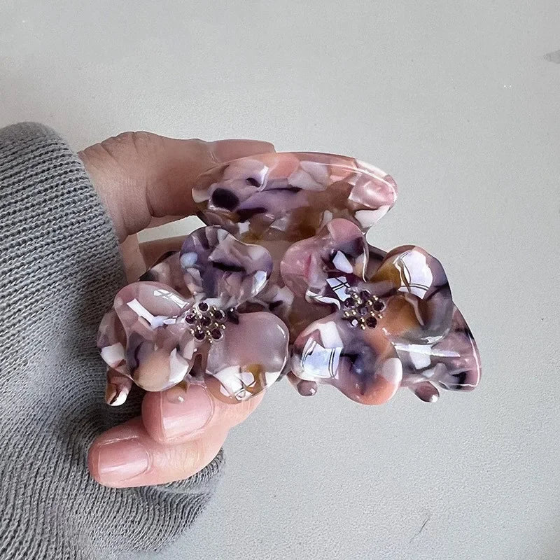 Fleur Hair Claw Clip