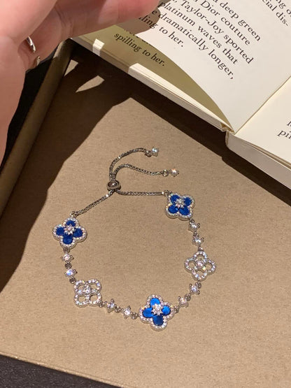 Qimeng Sweet Cherry" Vintage Mother-Of-Pearl Four-Leaf Clover Bracelet with Micro-Zirconia Inlay and Cutout Design