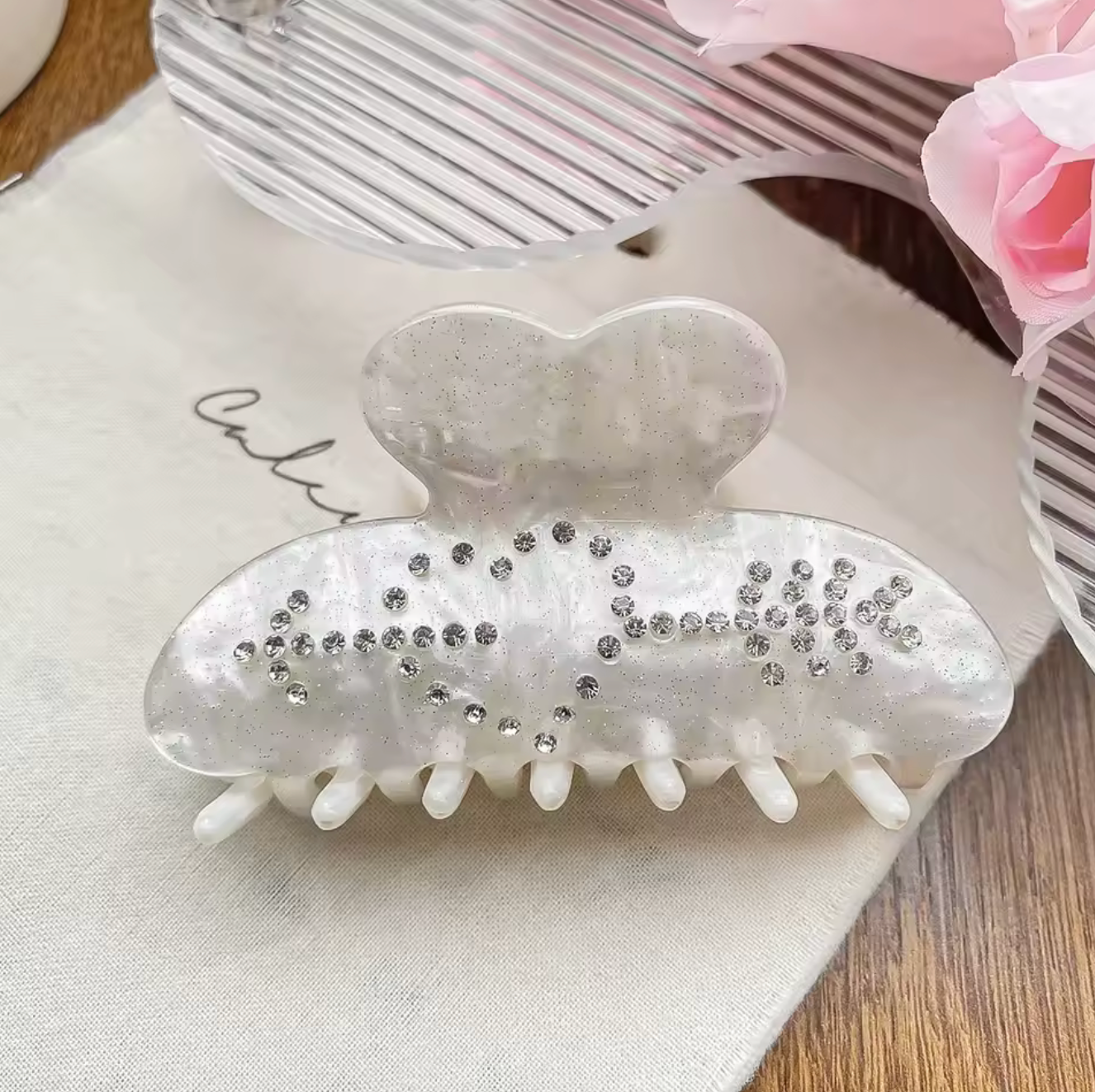 Amore Hair Claw Clip