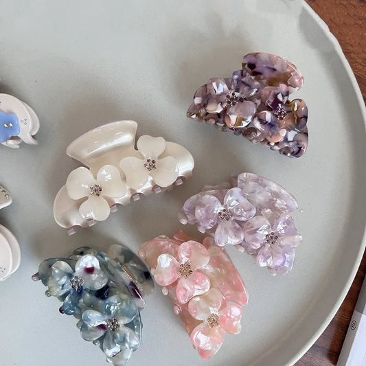 Fleur Hair Claw Clip