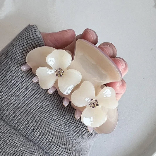 Fleur Hair Claw Clip